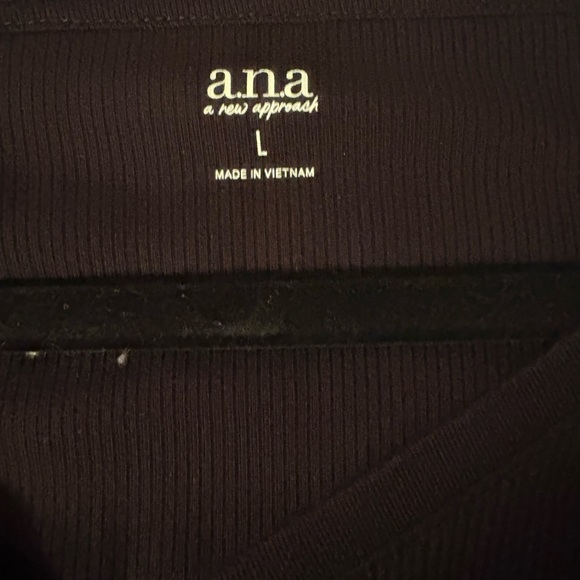a.n.a Black Long Sleeve Women's Thermal Henley Tee - Picture 5 of 7